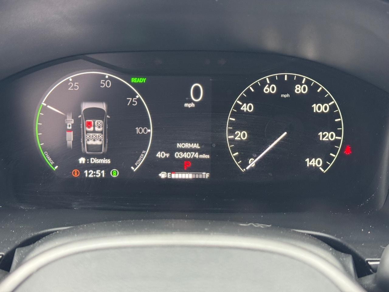 Honda CR-V Hybrid Vehicle Full-screen Gallery Image 20