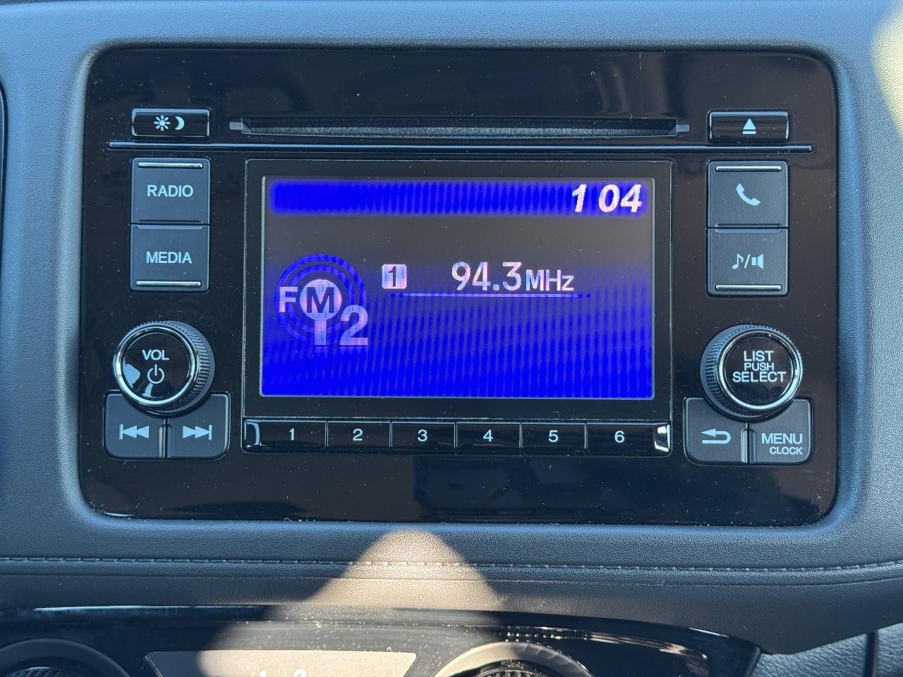 Honda HR-V Vehicle Full-screen Gallery Image 13