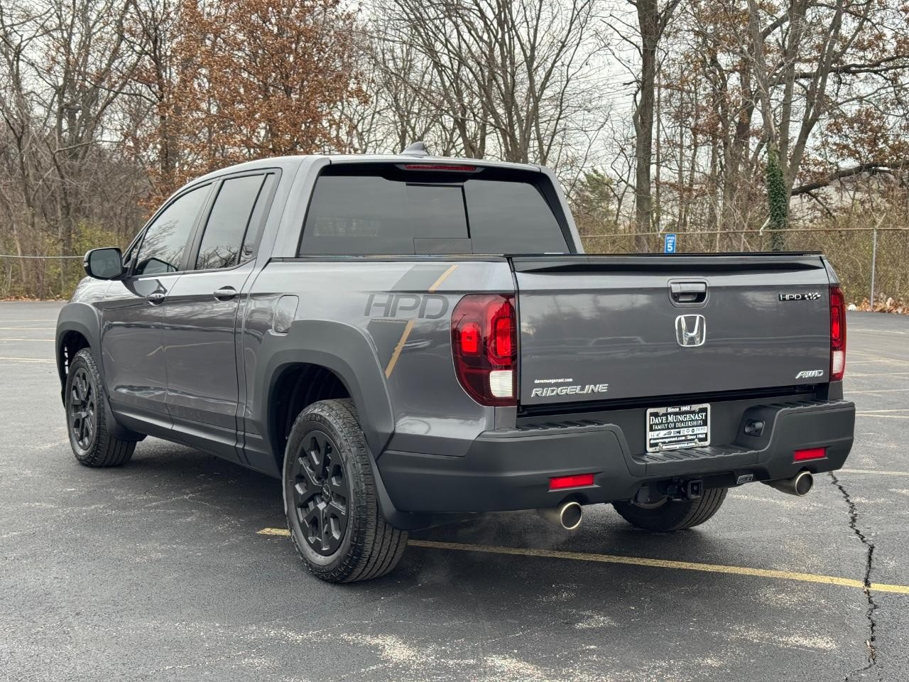Honda Ridgeline Vehicle Full-screen Gallery Image 06