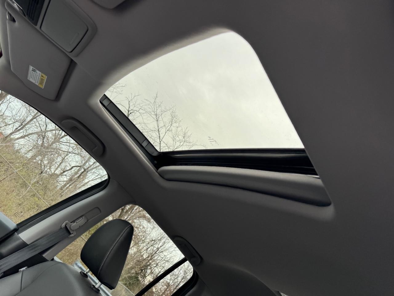 Honda Ridgeline Vehicle Full-screen Gallery Image 19