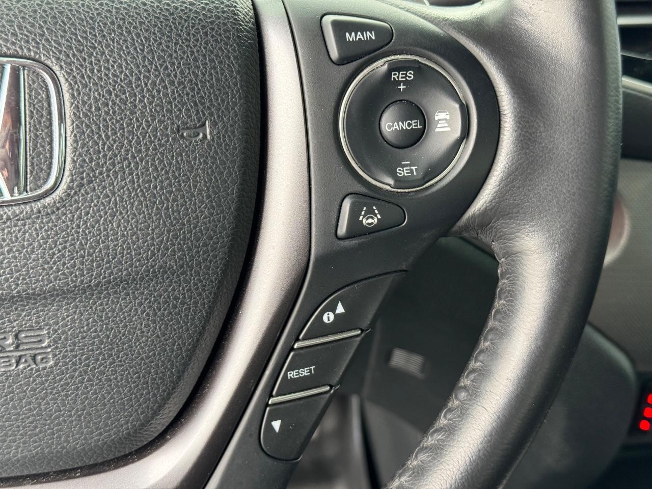 Honda Ridgeline Vehicle Full-screen Gallery Image 22