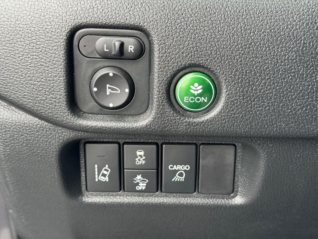 Honda Ridgeline Vehicle Full-screen Gallery Image 23