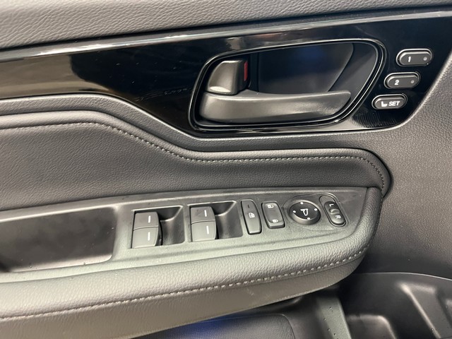 Honda Odyssey Vehicle Full-screen Gallery Image 13