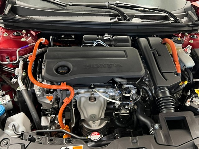 Honda Accord Hybrid Vehicle Full-screen Gallery Image 12