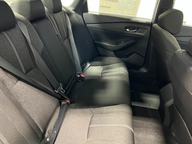 Honda Accord Hybrid Vehicle Full-screen Gallery Image 28