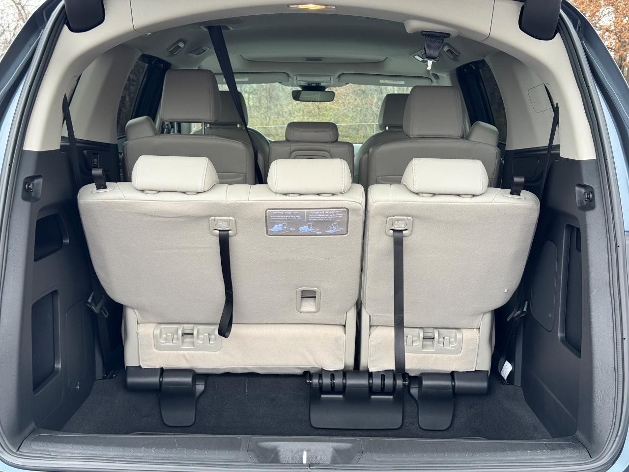 Honda Odyssey Vehicle Full-screen Gallery Image 04