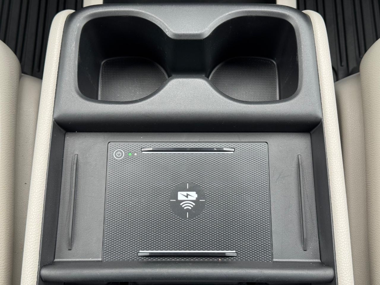 Honda Odyssey Vehicle Full-screen Gallery Image 16