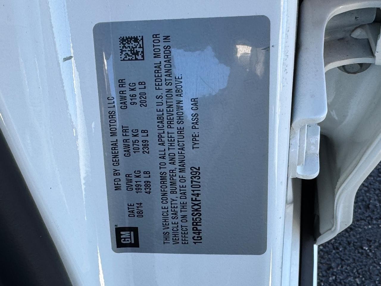 Buick Verano Vehicle Full-screen Gallery Image 26