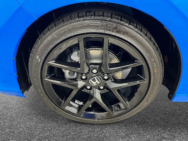 Honda Civic Hatchback Vehicle Full-screen Gallery Image 11