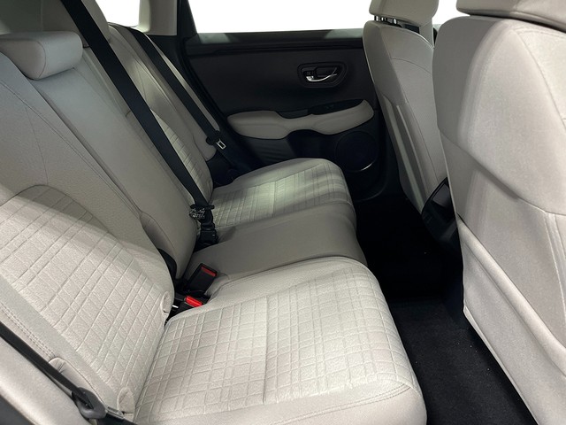 Honda HR-V Vehicle Full-screen Gallery Image 23