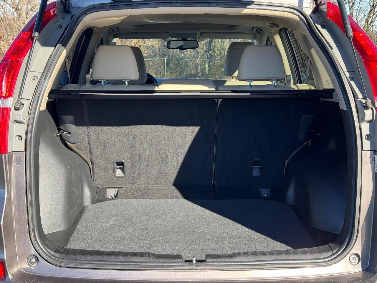 Honda CR-V Vehicle Full-screen Gallery Image 04