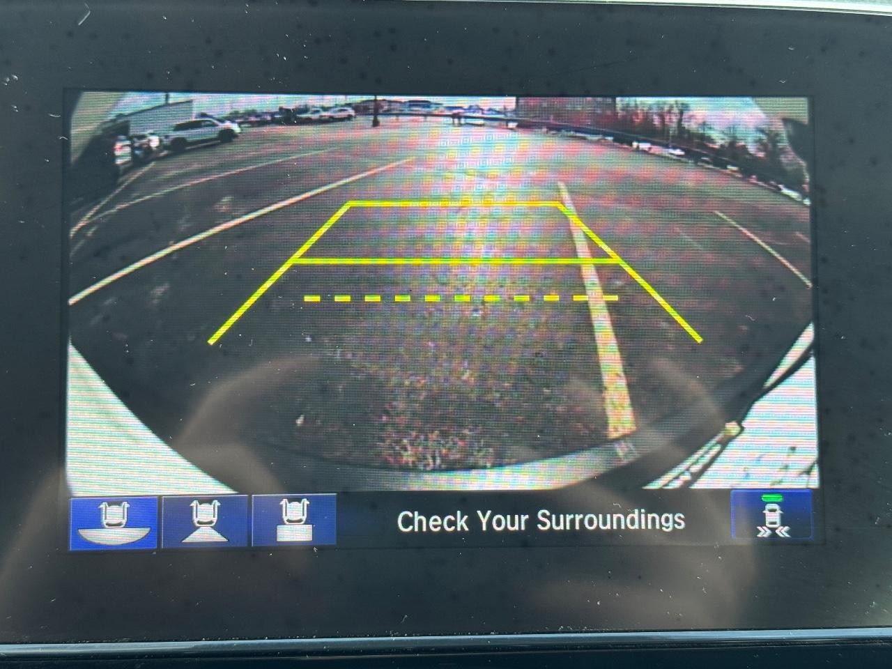 Honda CR-V Vehicle Full-screen Gallery Image 23