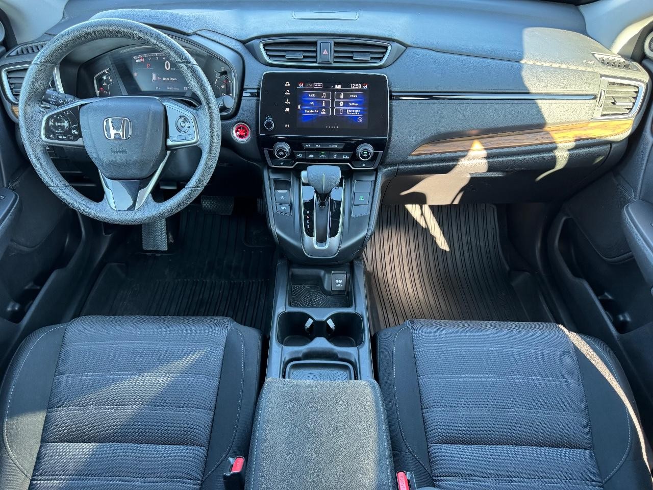 Honda CR-V Vehicle Full-screen Gallery Image 11