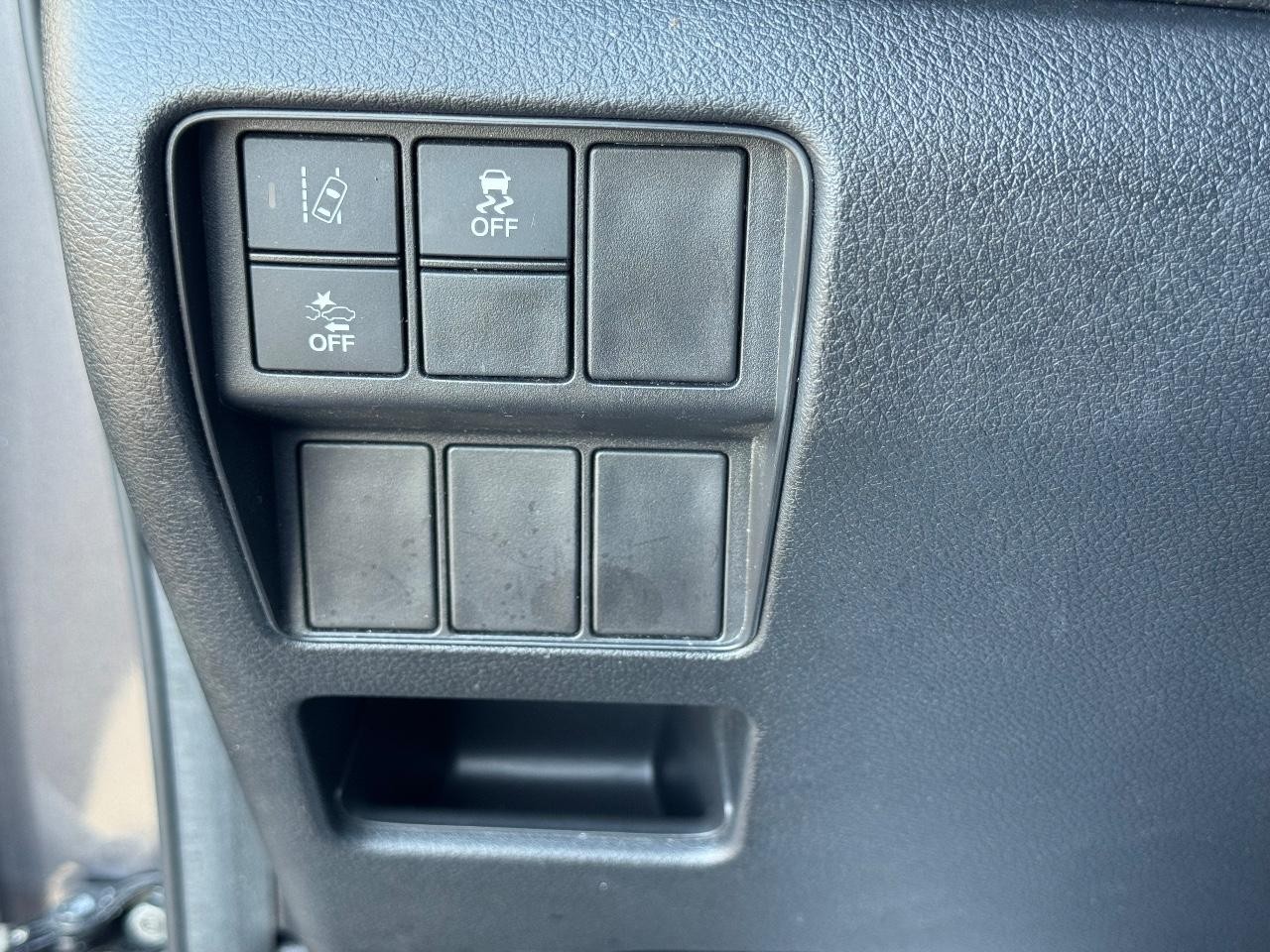 Honda CR-V Vehicle Full-screen Gallery Image 22