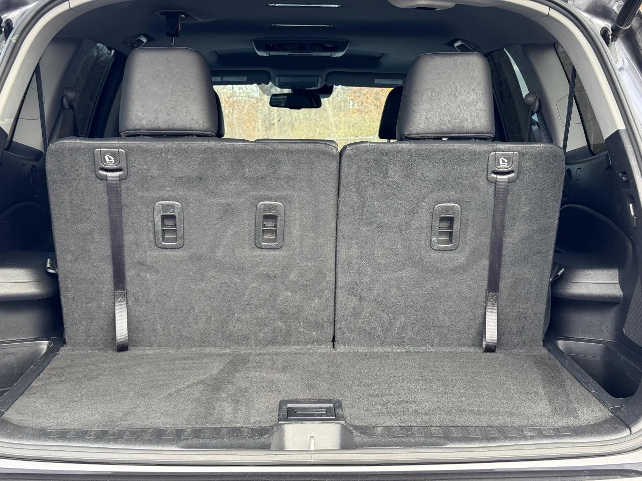 Honda Pilot Vehicle Full-screen Gallery Image 04