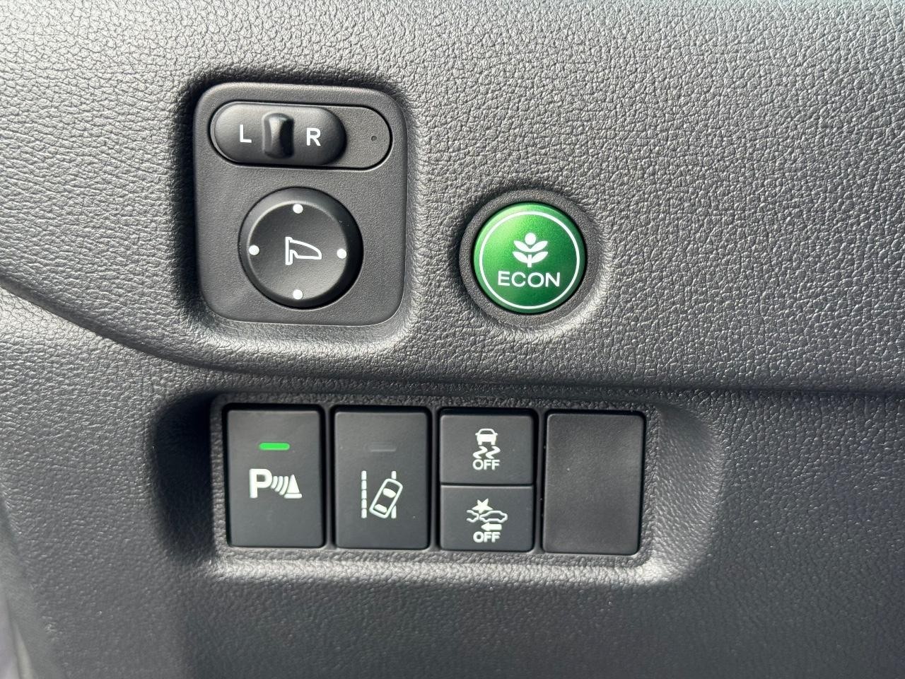 Honda Pilot Vehicle Full-screen Gallery Image 25