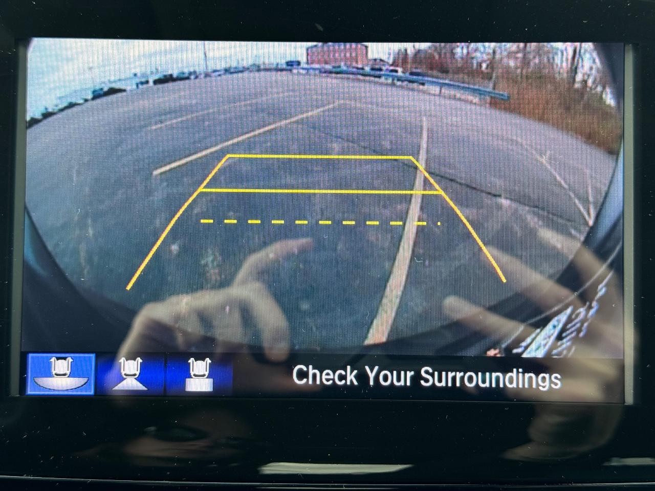 Honda Pilot Vehicle Full-screen Gallery Image 26