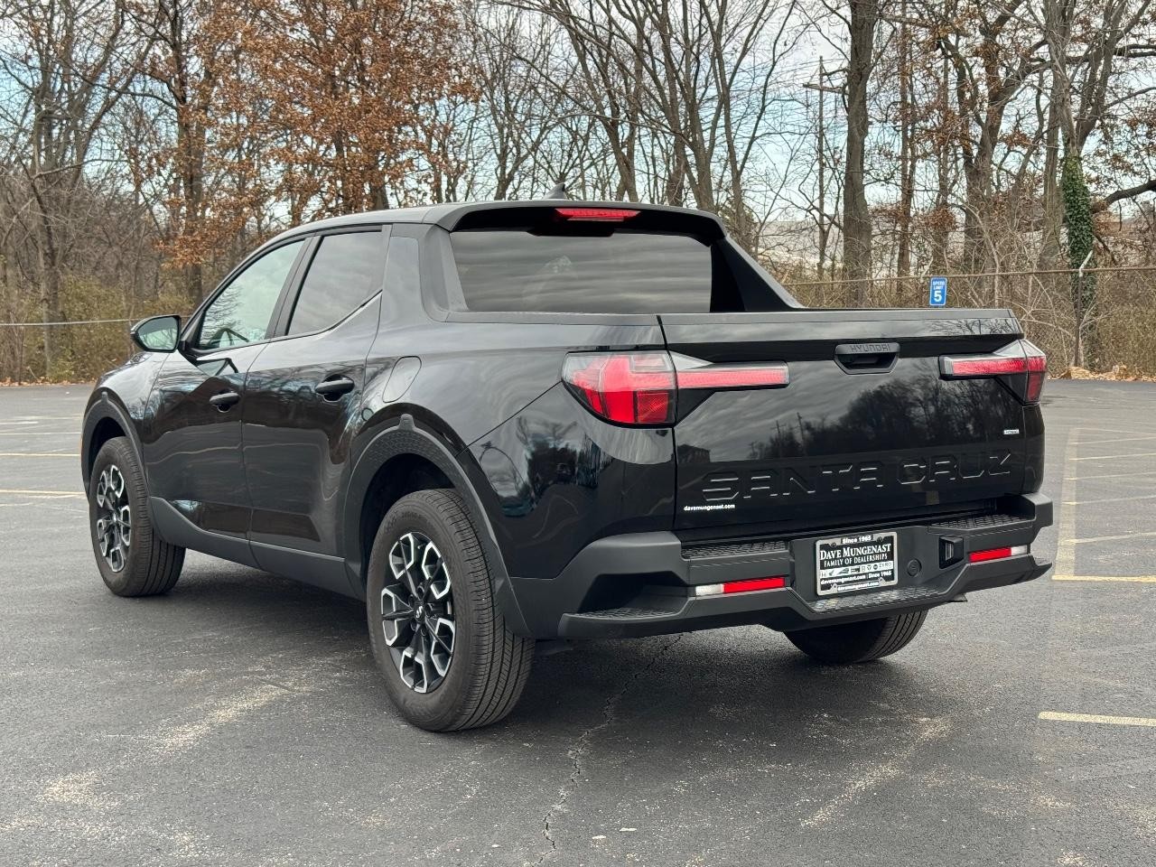 Hyundai Santa Cruz Vehicle Full-screen Gallery Image 06