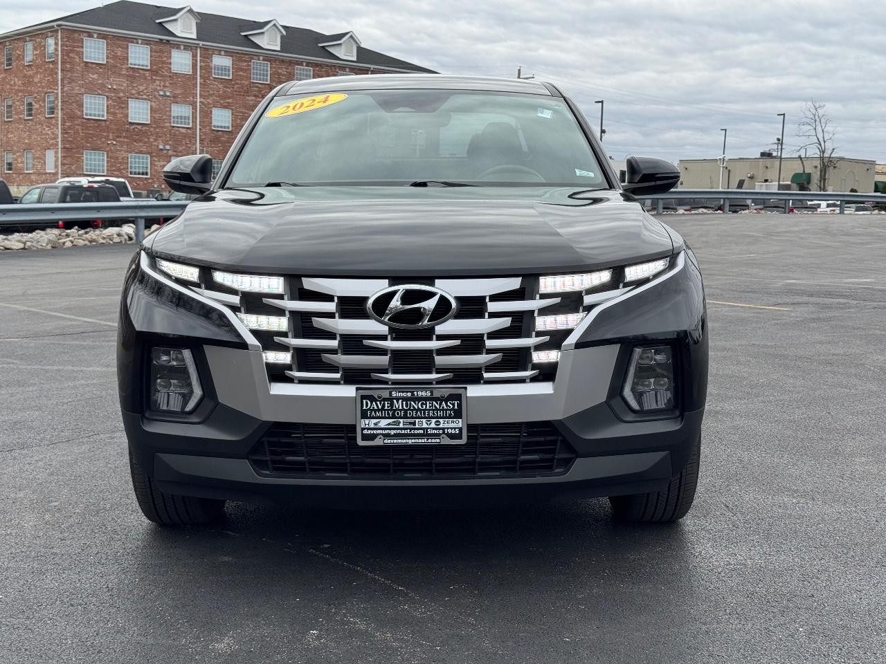 Hyundai Santa Cruz Vehicle Full-screen Gallery Image 09