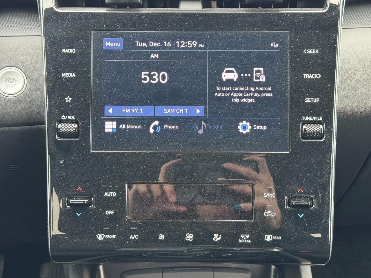 Hyundai Santa Cruz Vehicle Full-screen Gallery Image 13