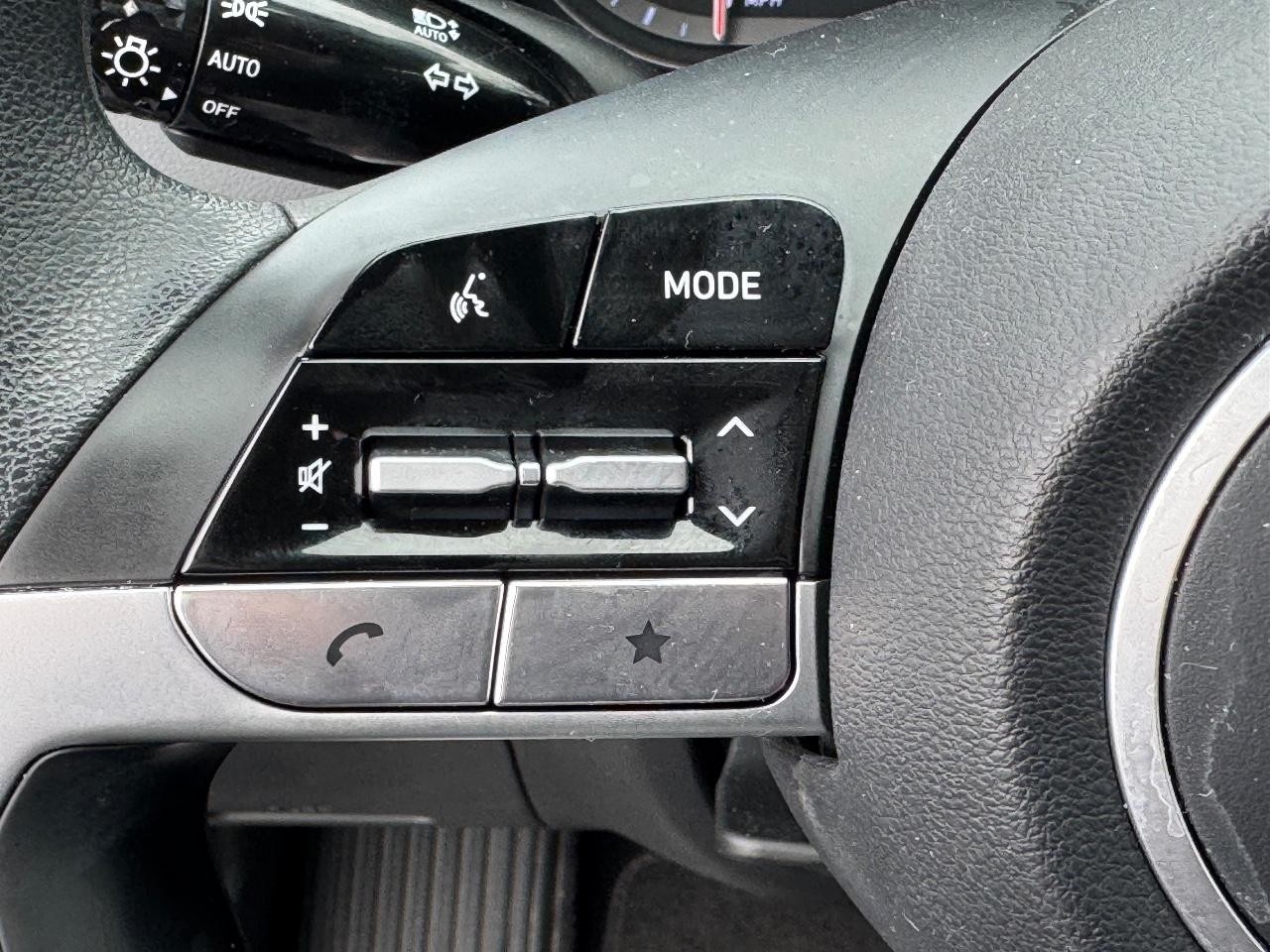 Hyundai Santa Cruz Vehicle Full-screen Gallery Image 18