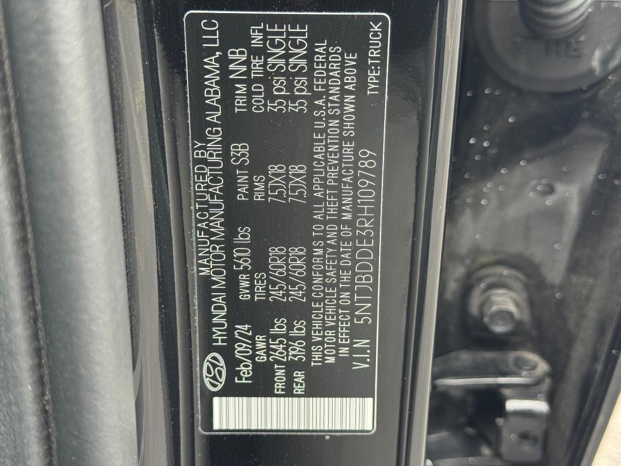 Hyundai Santa Cruz Vehicle Full-screen Gallery Image 24