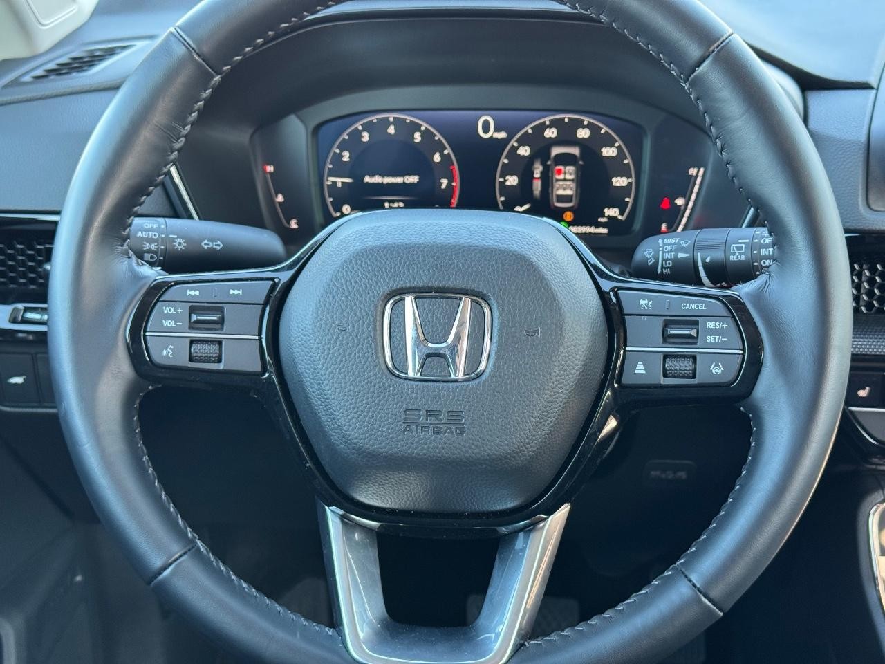 Honda CR-V Vehicle Full-screen Gallery Image 12