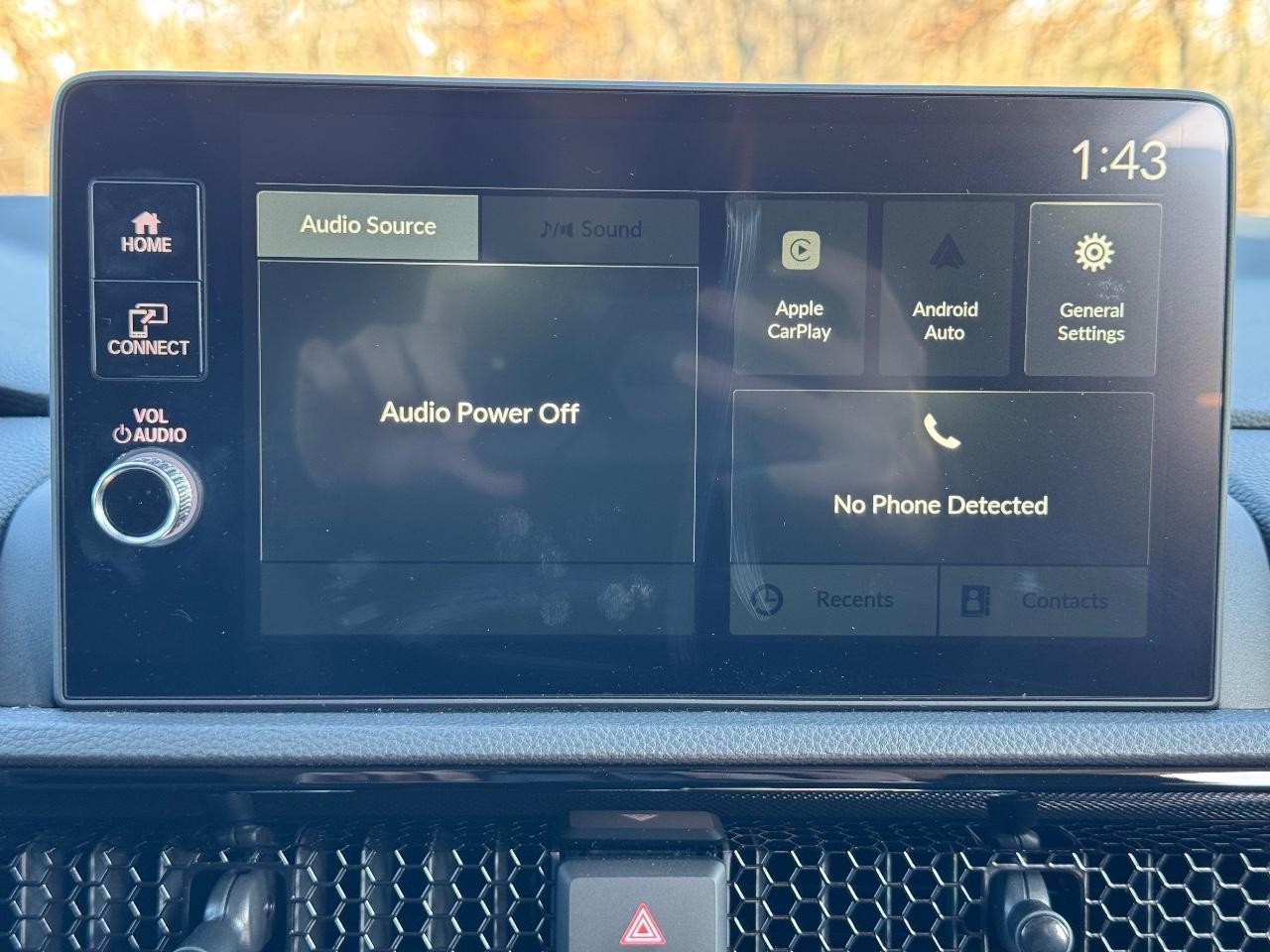 Honda CR-V Vehicle Full-screen Gallery Image 13