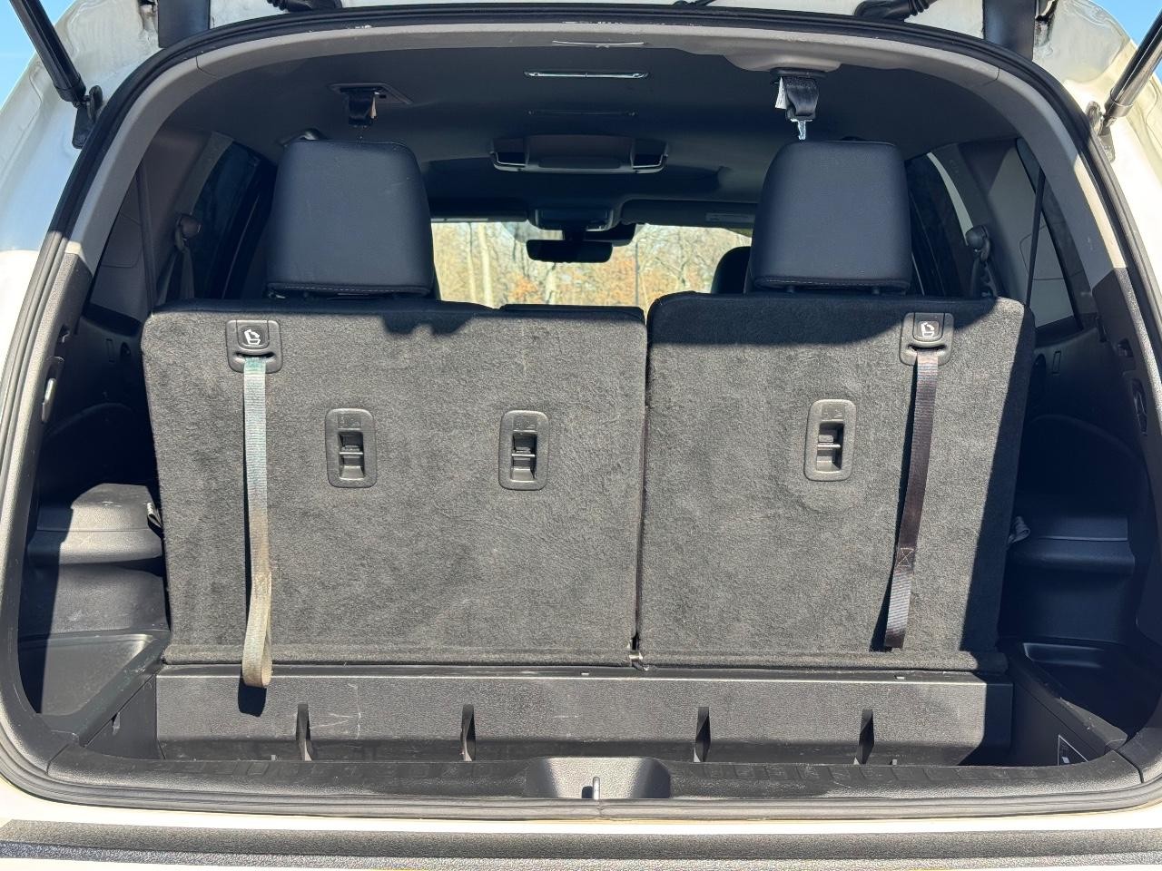 Honda Pilot Vehicle Full-screen Gallery Image 04