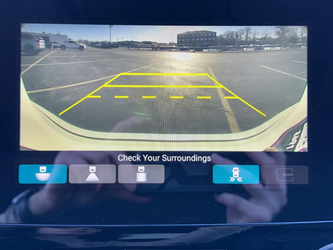 Honda Pilot Vehicle Full-screen Gallery Image 26