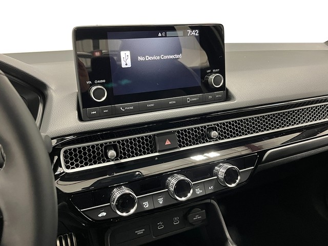 Honda Civic Sedan Hybrid Vehicle Full-screen Gallery Image 18