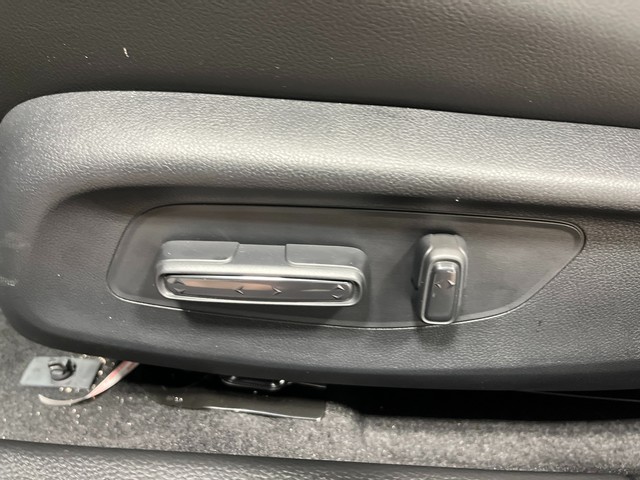 Honda Civic Sedan Hybrid Vehicle Full-screen Gallery Image 14