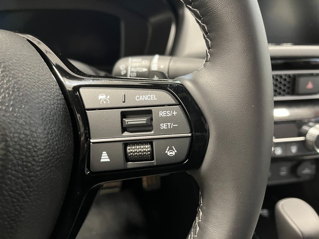 Honda Civic Sedan Hybrid Vehicle Full-screen Gallery Image 19