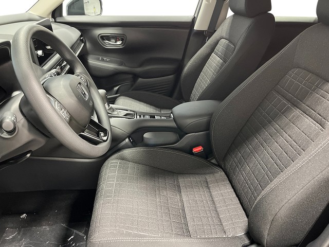 Honda HR-V Vehicle Full-screen Gallery Image 11