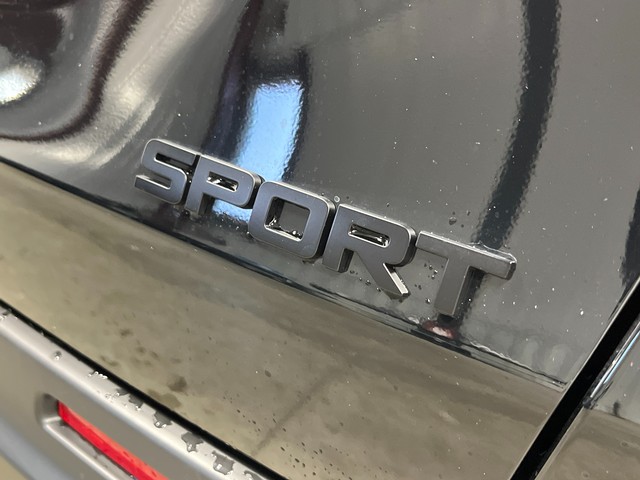 Honda HR-V Vehicle Full-screen Gallery Image 06