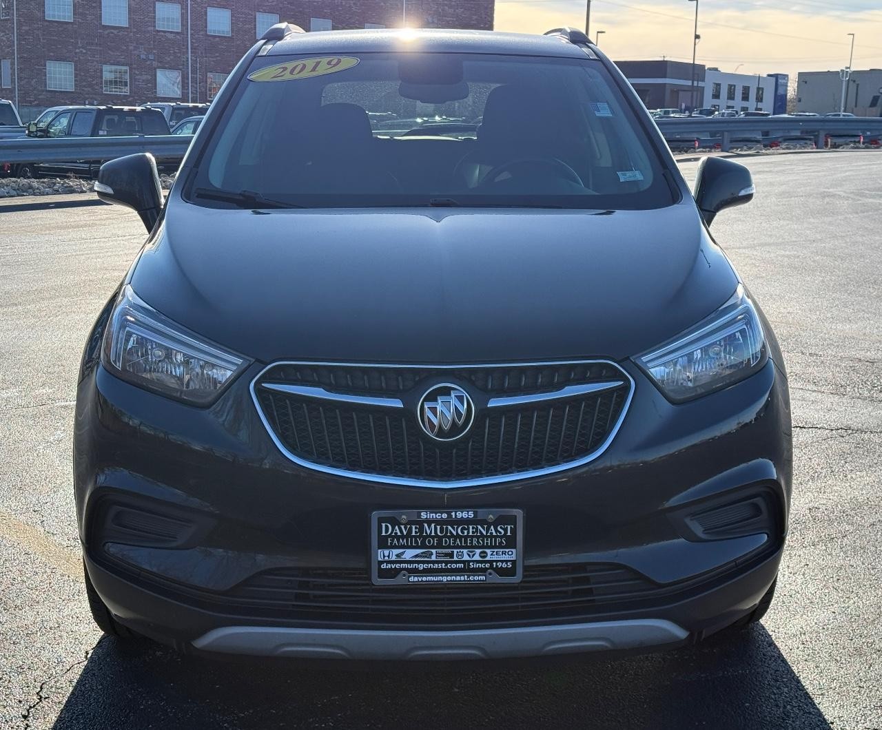 Buick Encore Vehicle Full-screen Gallery Image 09