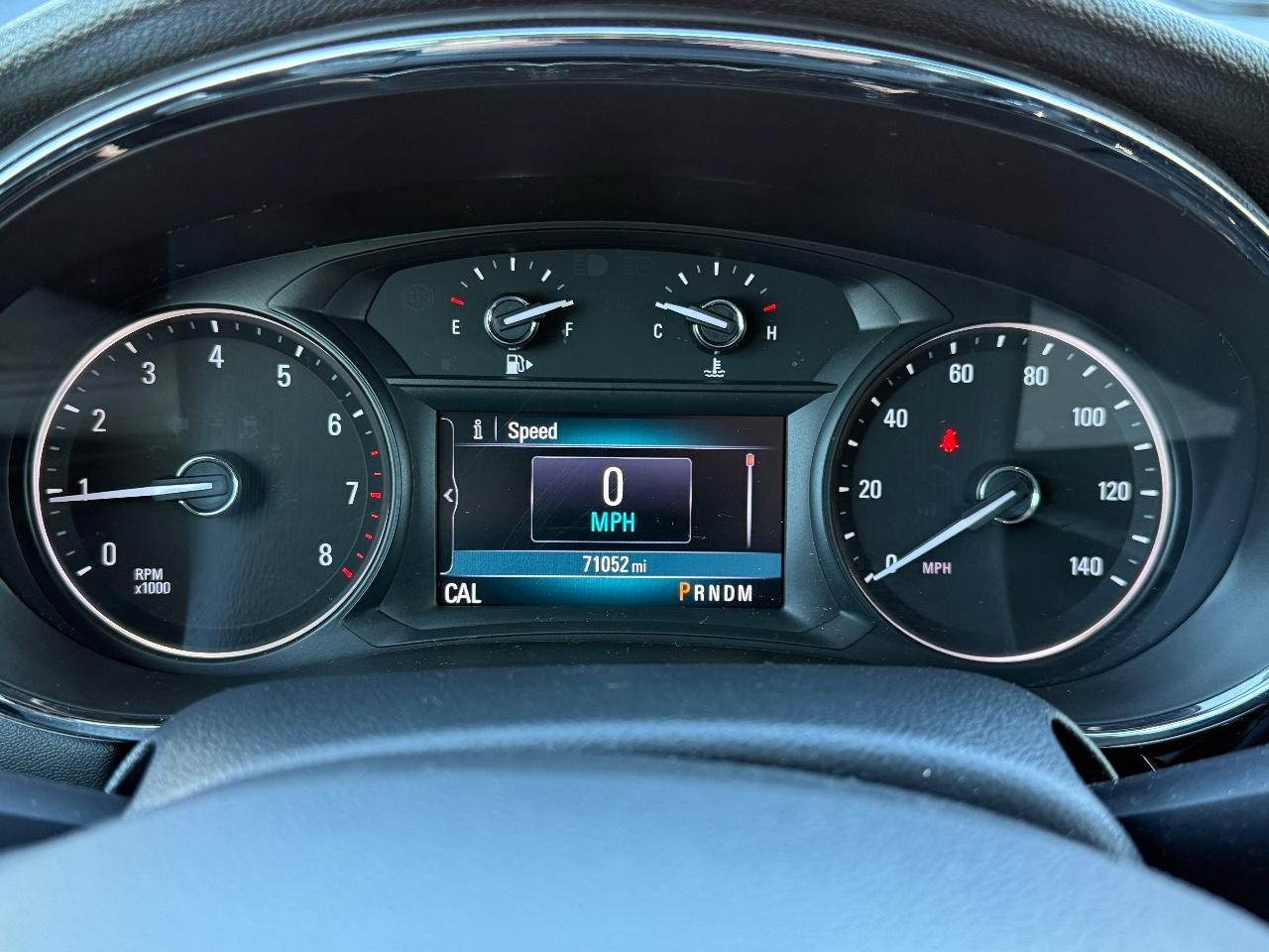 Buick Encore Vehicle Full-screen Gallery Image 19