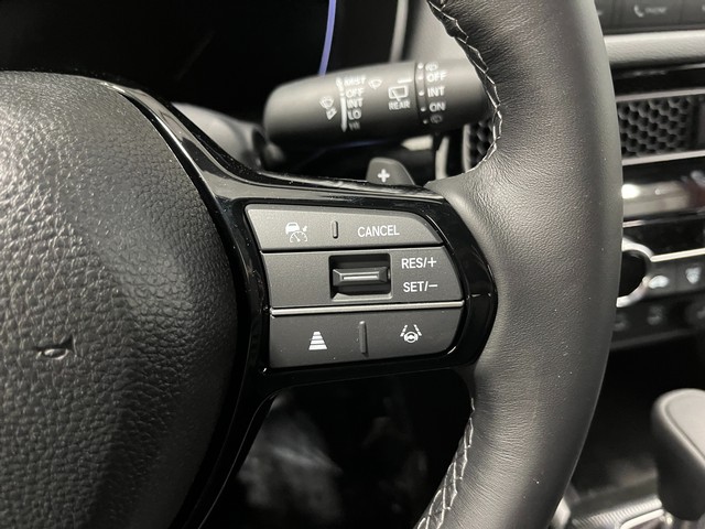 Honda Civic Hatchback Vehicle Full-screen Gallery Image 17