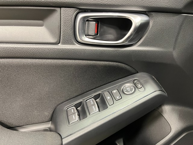 Honda Civic Hatchback Vehicle Full-screen Gallery Image 14