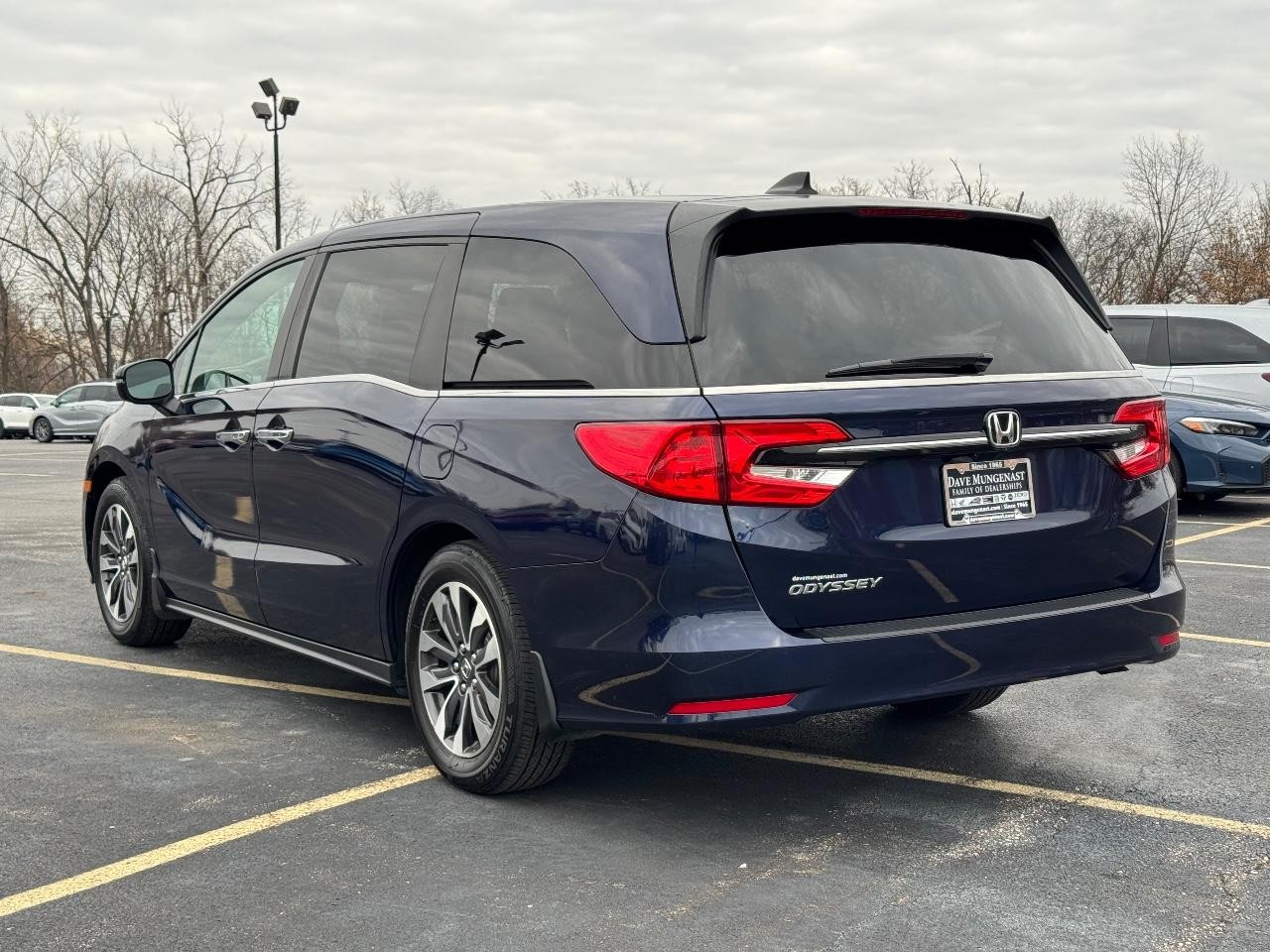 Honda Odyssey Vehicle Full-screen Gallery Image 06