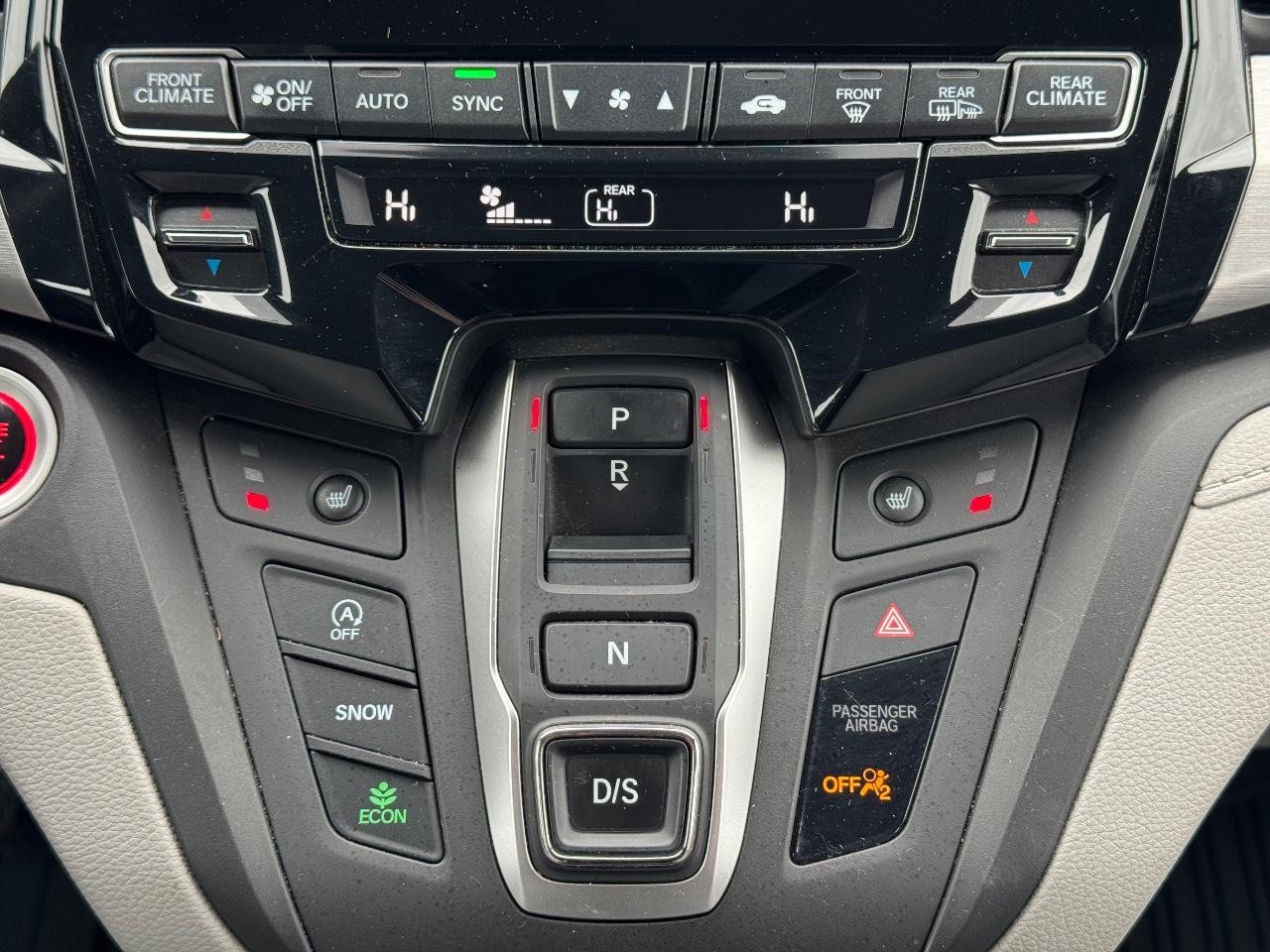 Honda Odyssey Vehicle Full-screen Gallery Image 16
