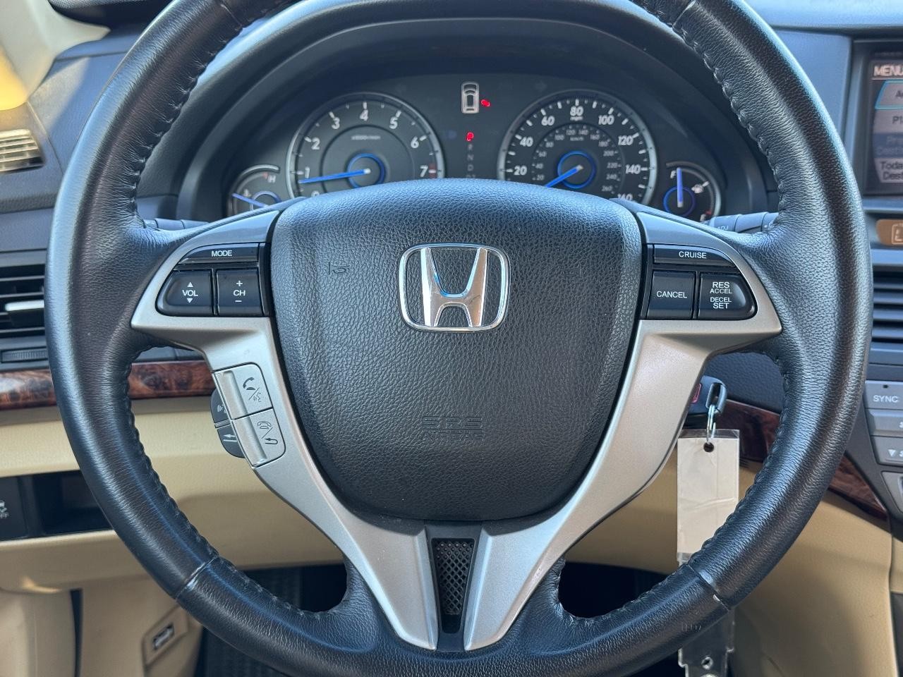 Honda Accord Crosstour Vehicle Full-screen Gallery Image 12