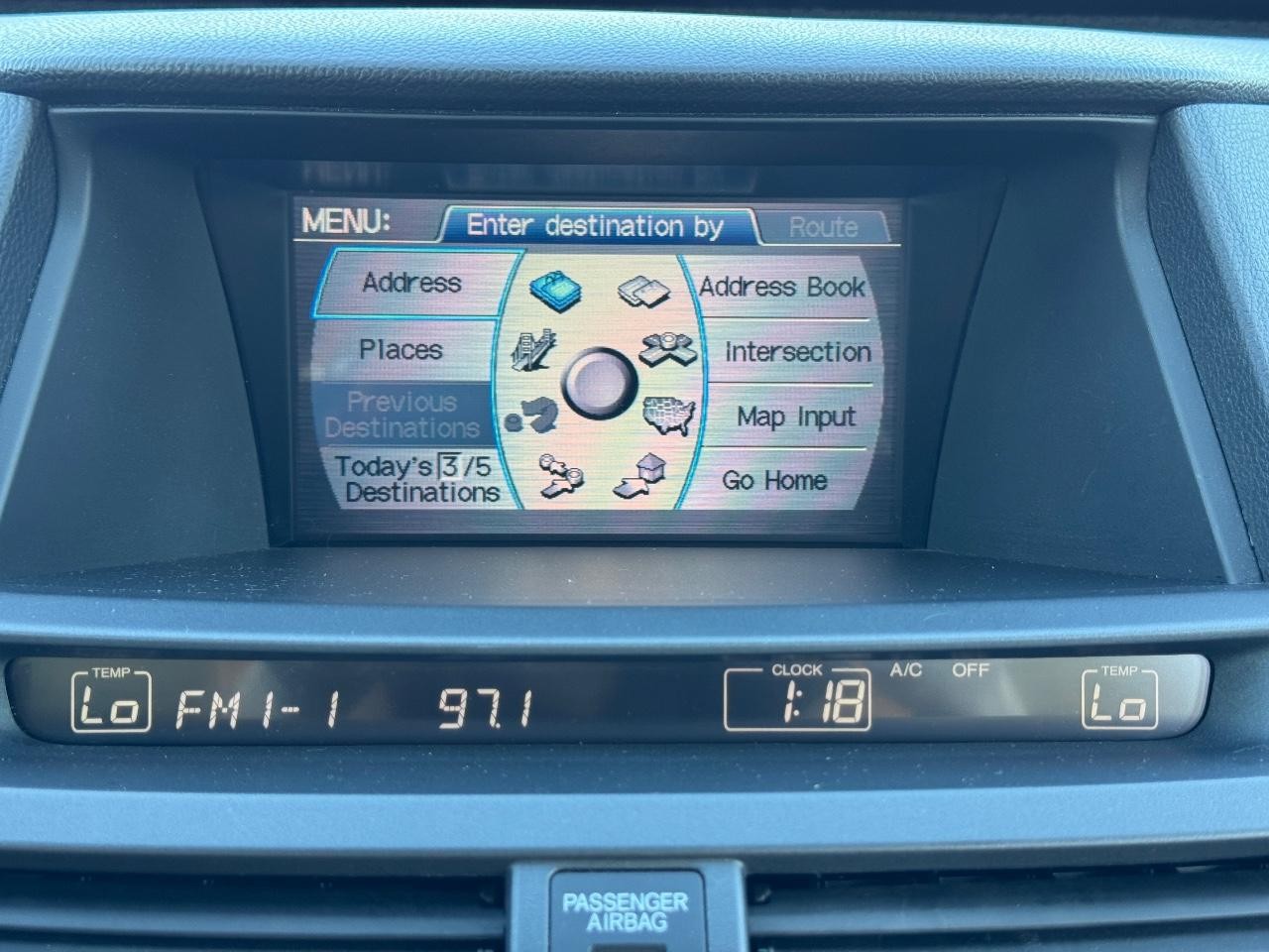 Honda Accord Crosstour Vehicle Full-screen Gallery Image 13