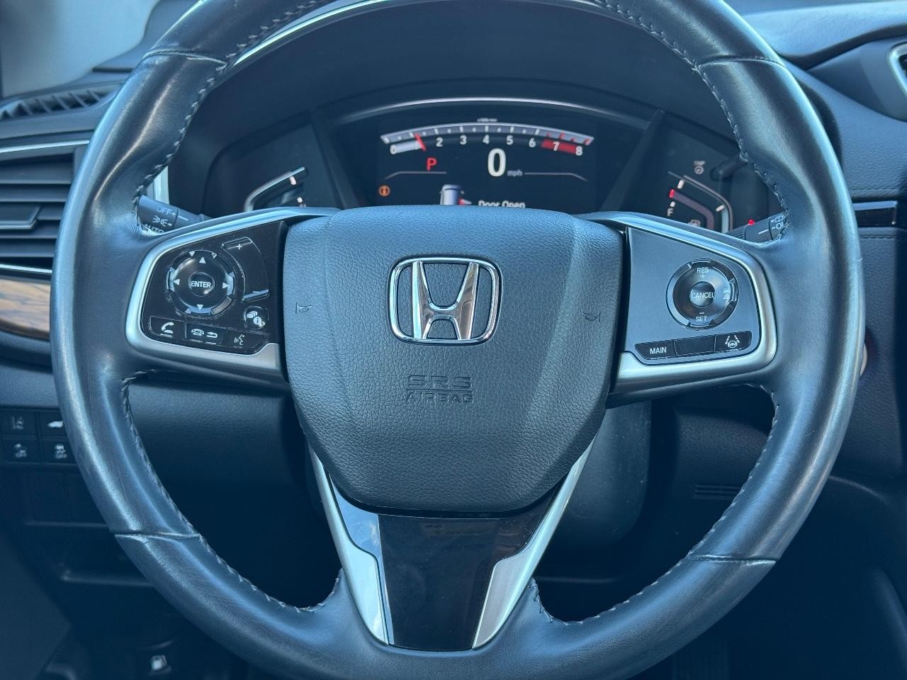 Honda CR-V Vehicle Full-screen Gallery Image 12