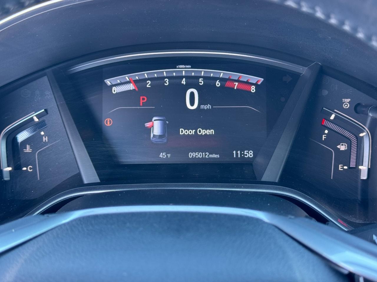 Honda CR-V Vehicle Full-screen Gallery Image 19