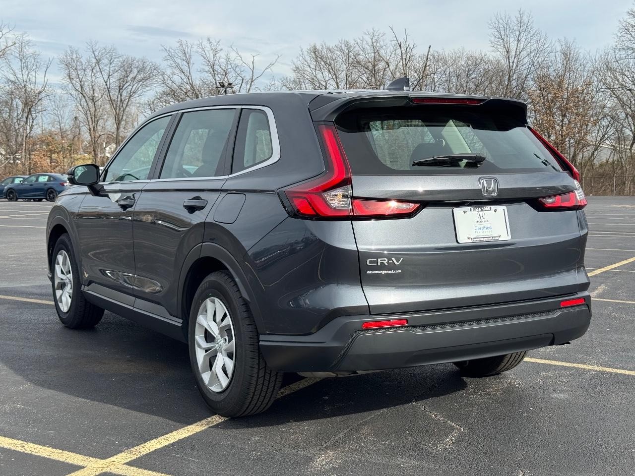 Honda CR-V Vehicle Full-screen Gallery Image 06