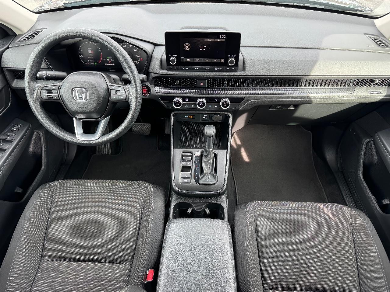 Honda CR-V Vehicle Full-screen Gallery Image 11