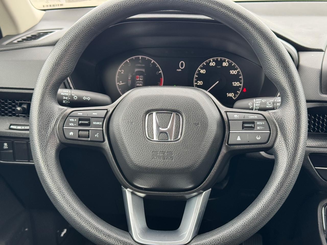 Honda CR-V Vehicle Full-screen Gallery Image 12