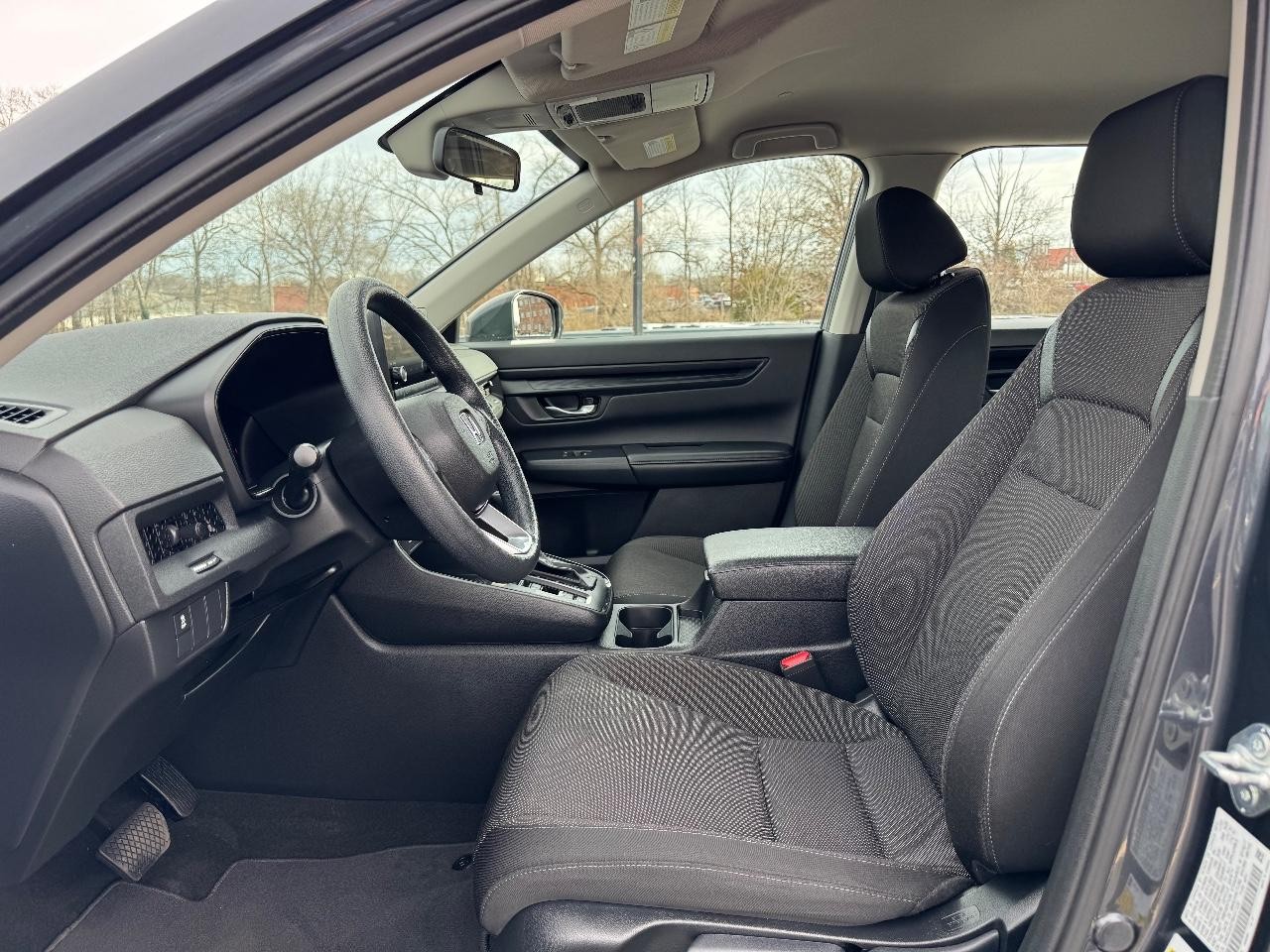 Honda CR-V Vehicle Full-screen Gallery Image 18