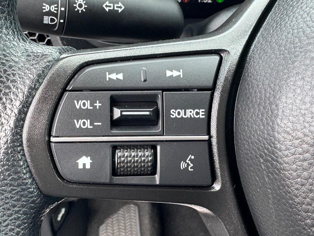 Honda CR-V Vehicle Full-screen Gallery Image 20